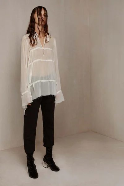 Look 10